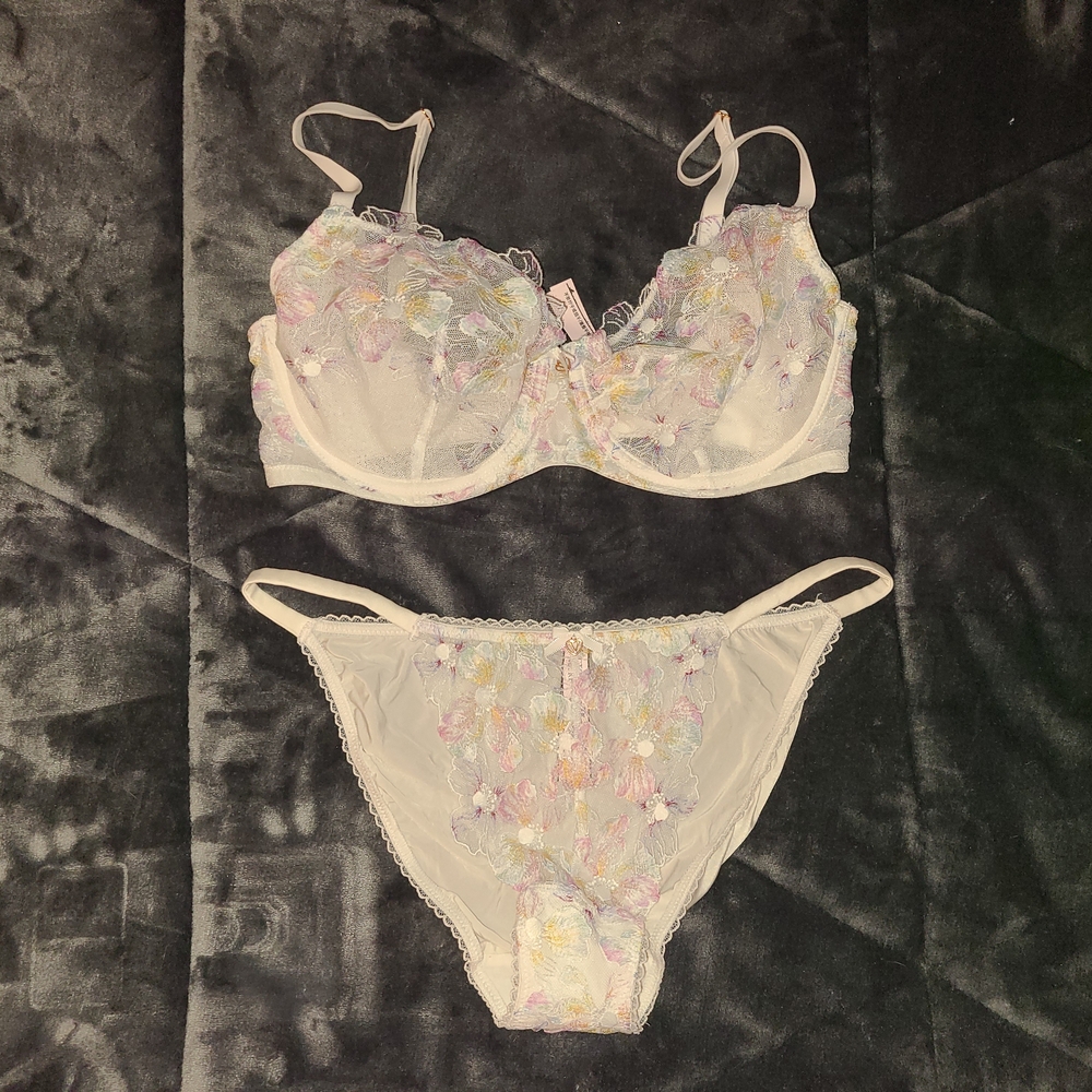 Body By Victoria Unlined Demi Beautiful Floral Bra And Panty Set 32DDD/MED